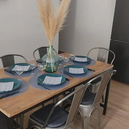 Du Cypres Apartment